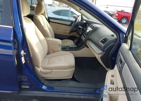 2015 Subaru Outback 2.5I Premium z USA, uszkodzony, nr VIN 4S4BSACC8F3214607